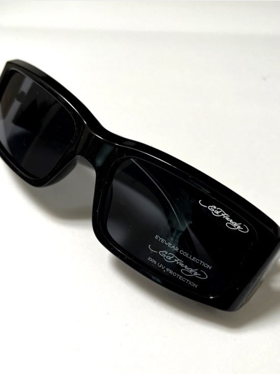 New ED HARDY Sunglasses Slim Rectangle Rhinestone Heart Acetate Black Tattoo